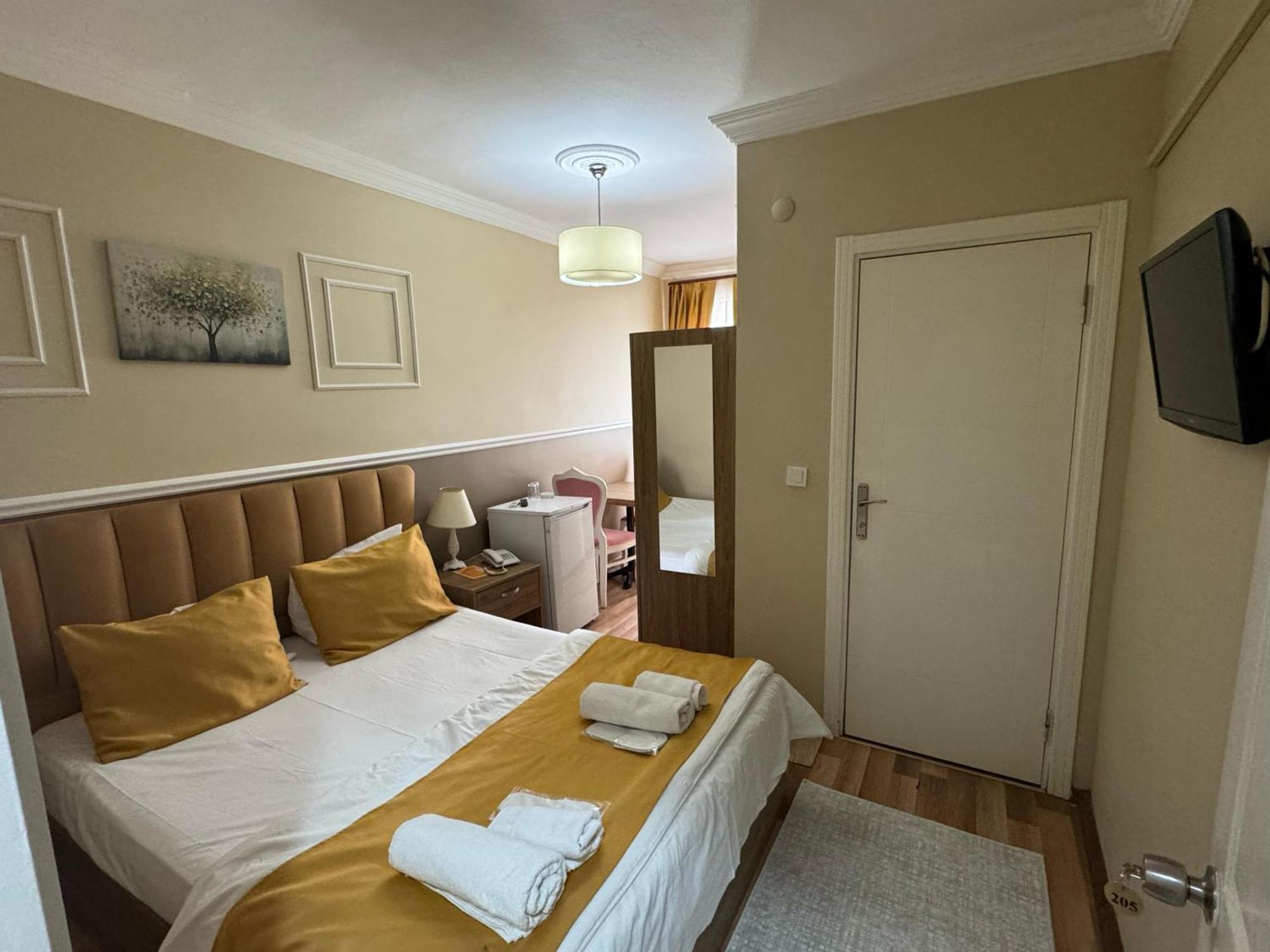 New Beylerbeyi Hotel Стамбул Екстер'єр фото